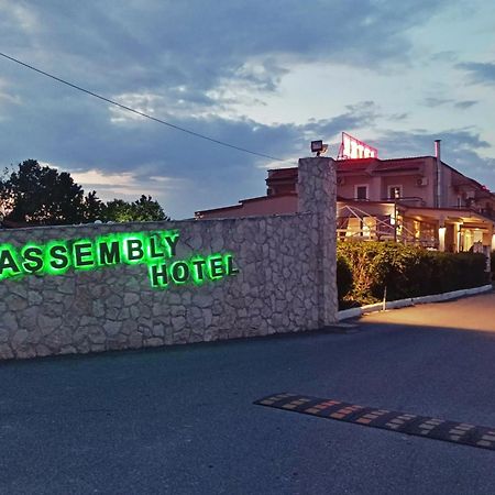 Assembly Hotel Анхиалос Экстерьер фото