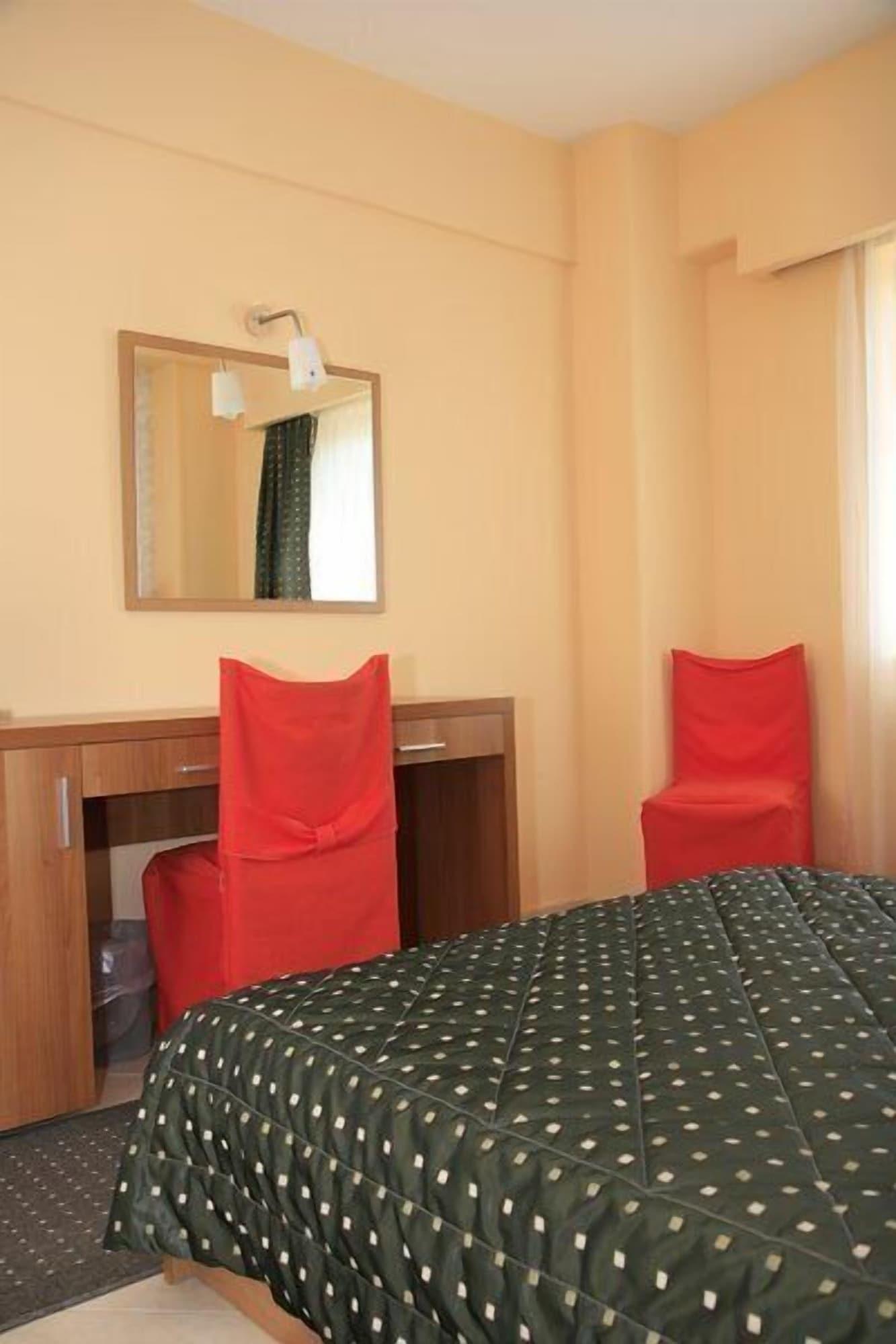 Assembly Hotel Анхиалос Экстерьер фото