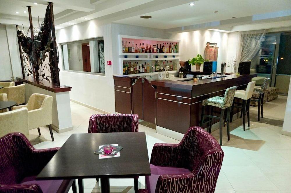 Assembly Hotel Анхиалос Экстерьер фото