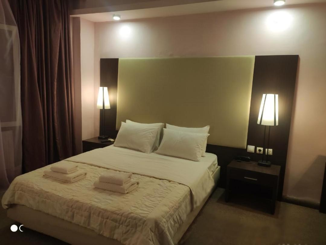 Assembly Hotel Анхиалос Экстерьер фото